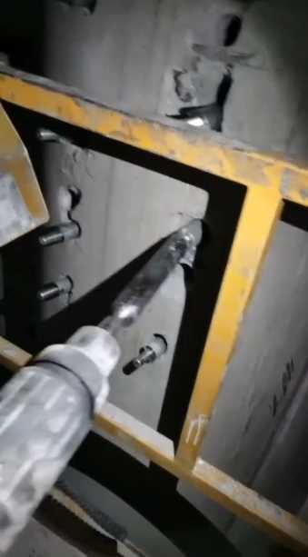 泰安新泰锚栓加固