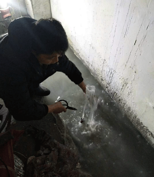泰安新泰防水堵漏